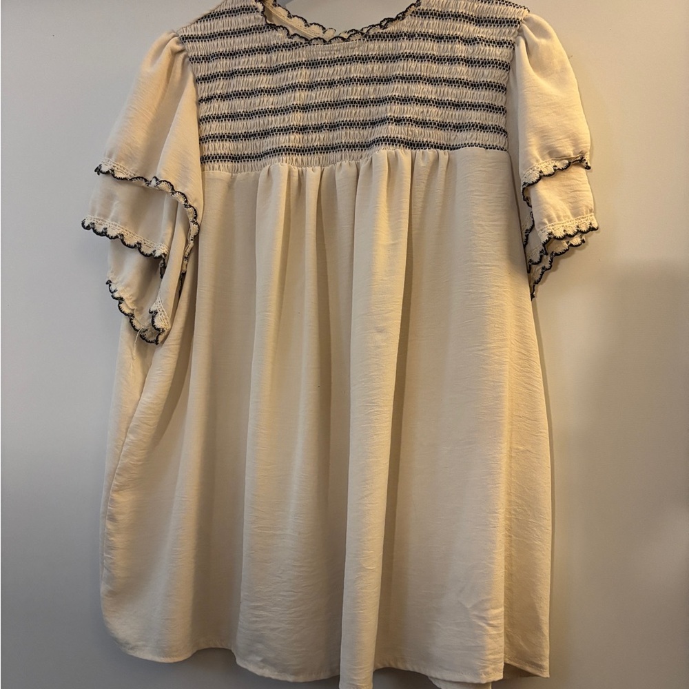 SHEIN Cream Top with Black Trim